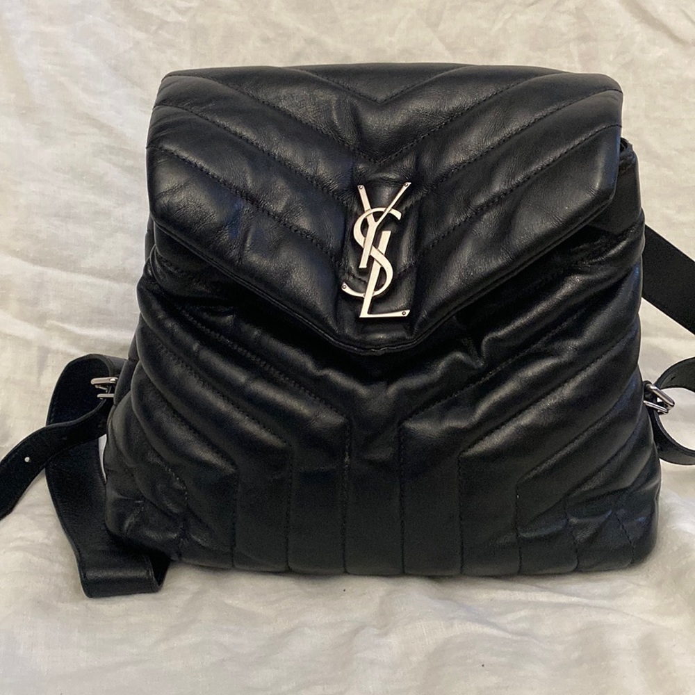 Yves Saint Laurent
LouLou Small Backpack - Black